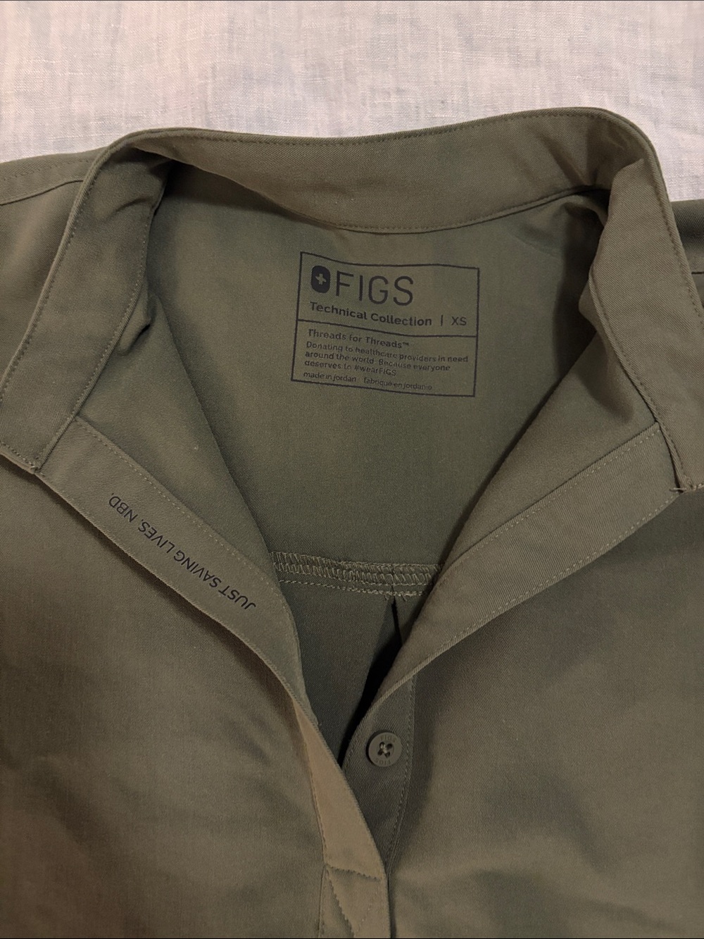 Rafaela oversized scrub top moss - Picture 4 of 5